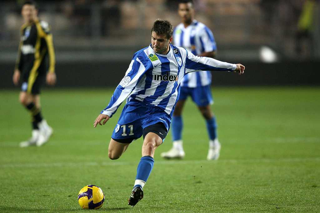 乐鱼app-今晚法甲传出新动向；莱比锡止住颓势；管理层表态——气氛紧张；球队文化再被提及-乐鱼app